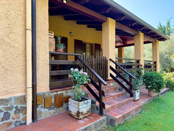 casa indipendente in vendita ad Alghero