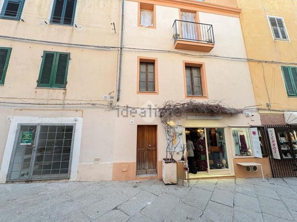 appartamento in vendita ad Alghero in zona Centro Storico
