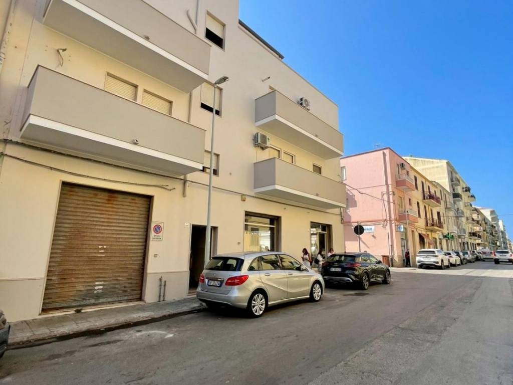 locale commerciale in vendita ad Alghero in zona Sant'Agostino