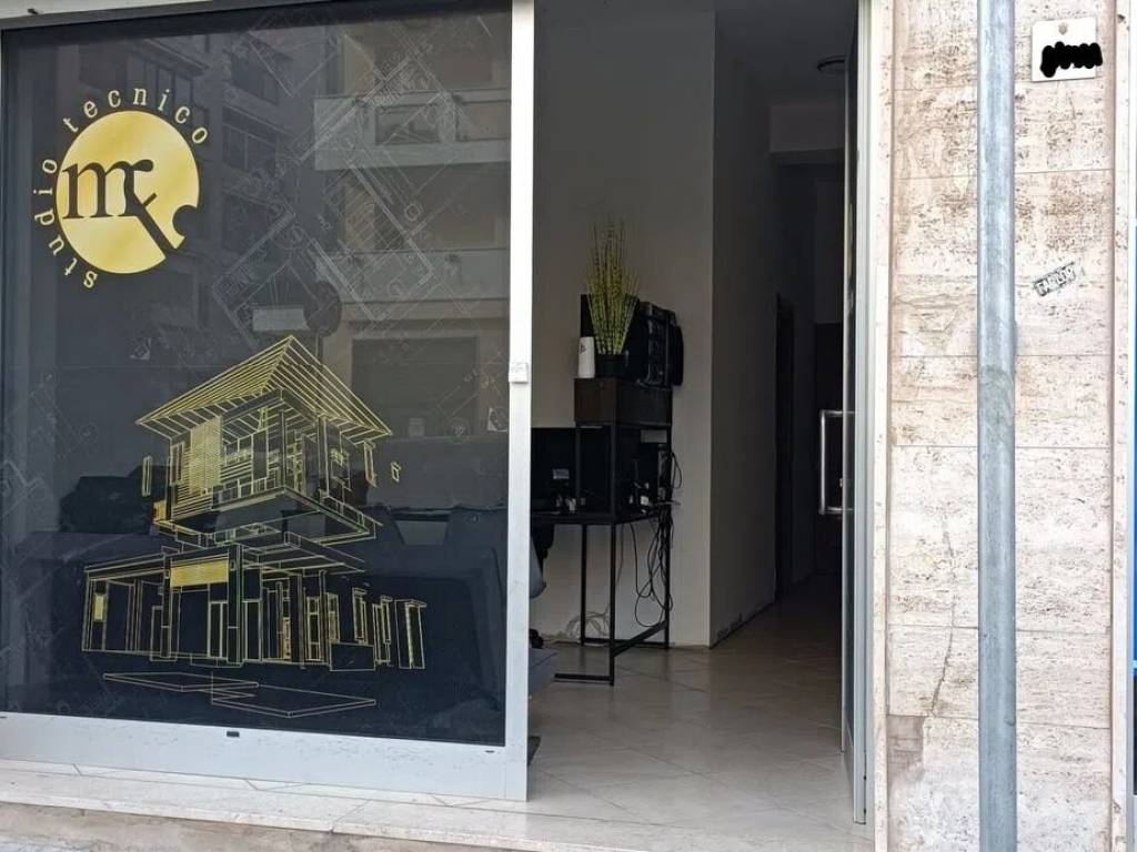 locale commerciale in vendita ad Alghero