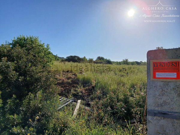 terreno in vendita ad Alghero in zona Carrabuffas