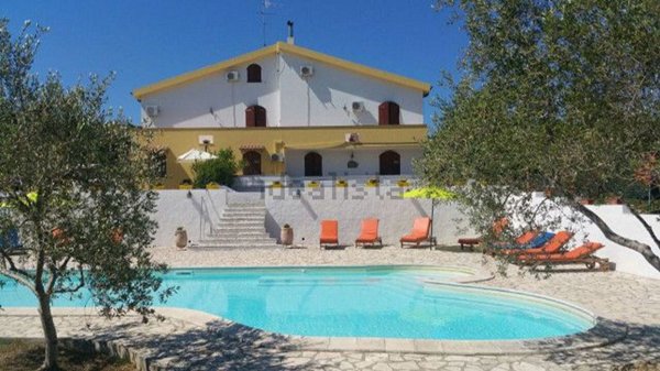 casa indipendente in vendita ad Alghero