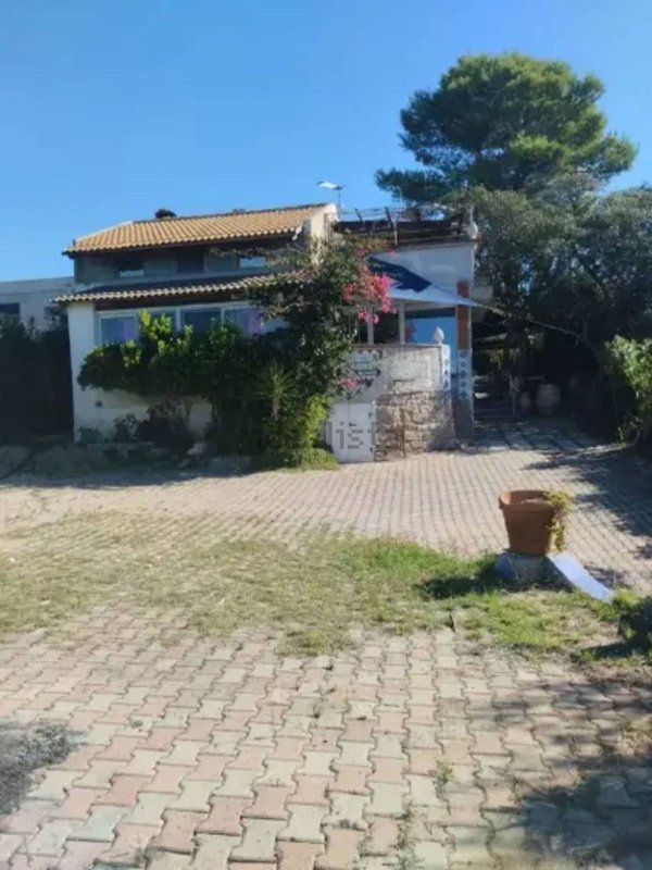 casa indipendente in vendita ad Alghero