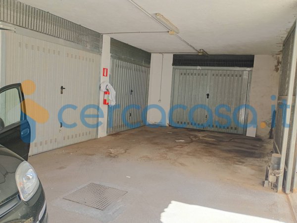 box auto in vendita ad Alghero in zona Carrabuffas