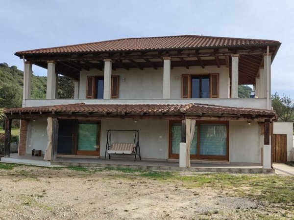 casa indipendente in vendita ad Alghero in zona Carrabuffas