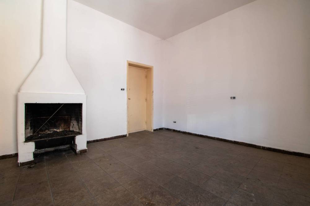 casa indipendente in vendita ad Anela