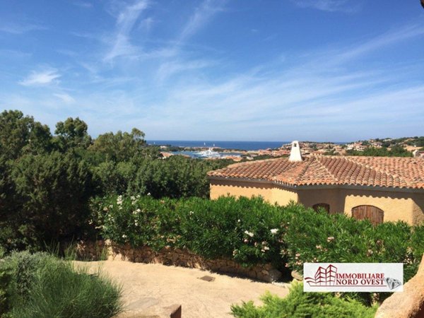 casa indipendente in vendita ad Arzachena in zona Porto Cervo