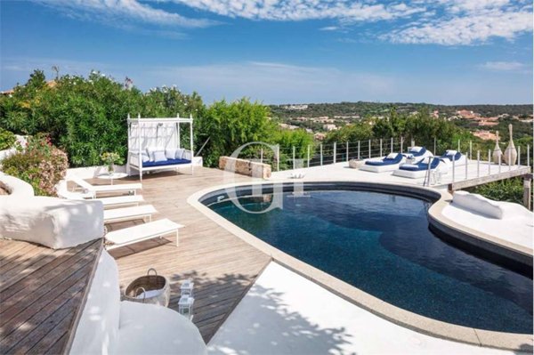 casa indipendente in vendita ad Arzachena in zona Porto Cervo