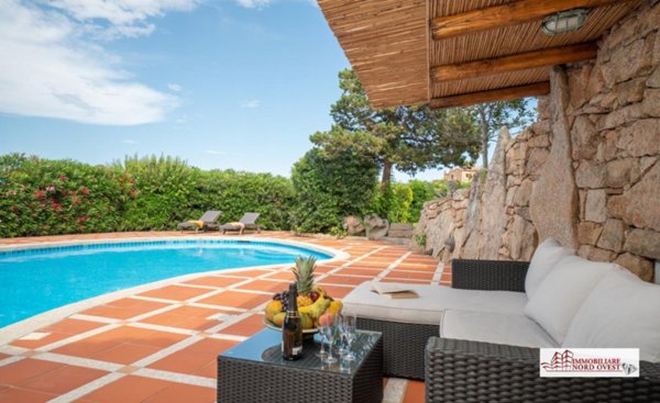casa indipendente in vendita ad Arzachena in zona Porto Cervo