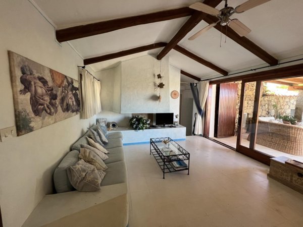 appartamento in vendita ad Arzachena in zona Baja Sardinia