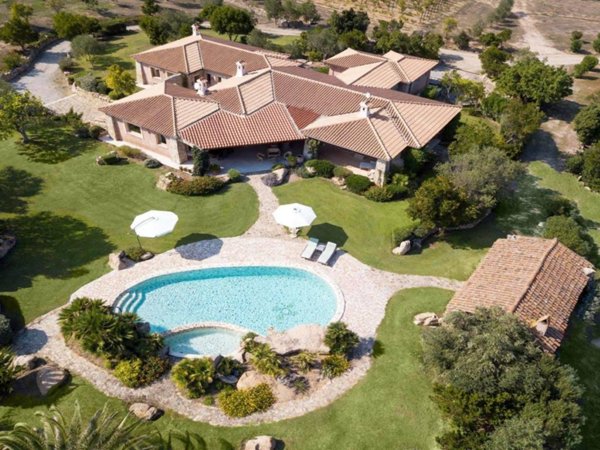 casa indipendente in vendita ad Arzachena