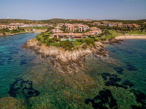 casa indipendente in vendita ad Arzachena in zona Porto Cervo