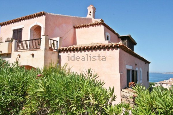 appartamento in vendita ad Arzachena in zona Porto Cervo