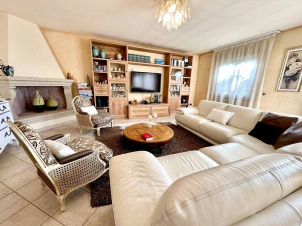 casa indipendente in vendita ad Arzachena