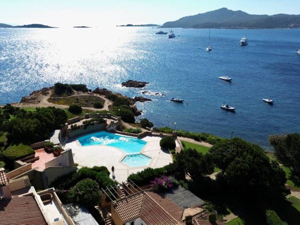 appartamento in vendita ad Arzachena in zona Porto Cervo