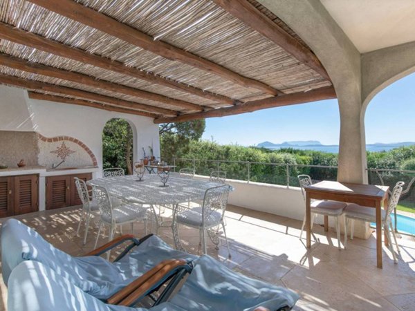 casa indipendente in vendita ad Arzachena in zona Porto Cervo