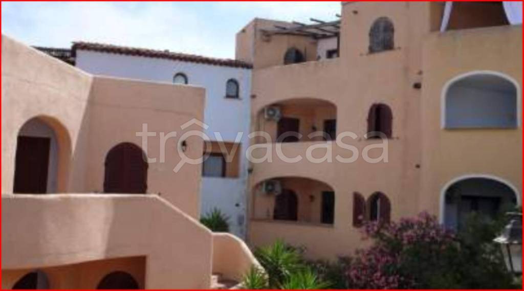 appartamento in vendita ad Arzachena in zona Porto Cervo