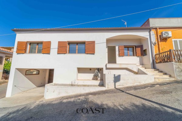 casa indipendente in vendita ad Arzachena