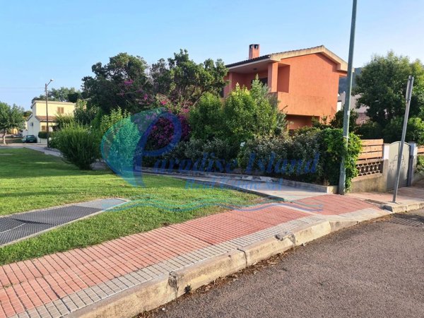appartamento in vendita ad Arzachena