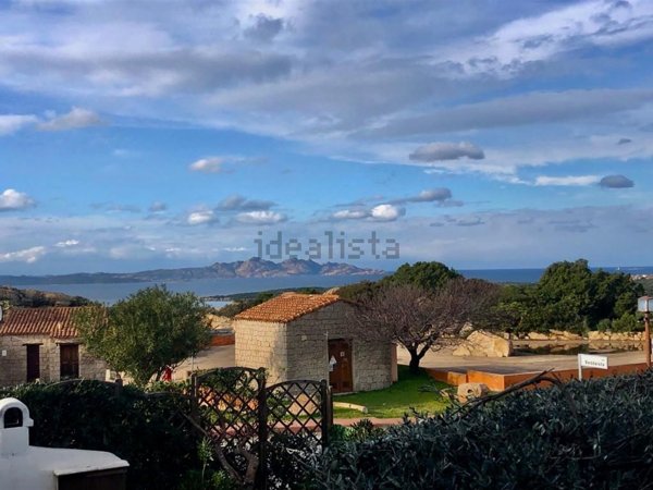 appartamento in vendita ad Arzachena in zona Porto Cervo