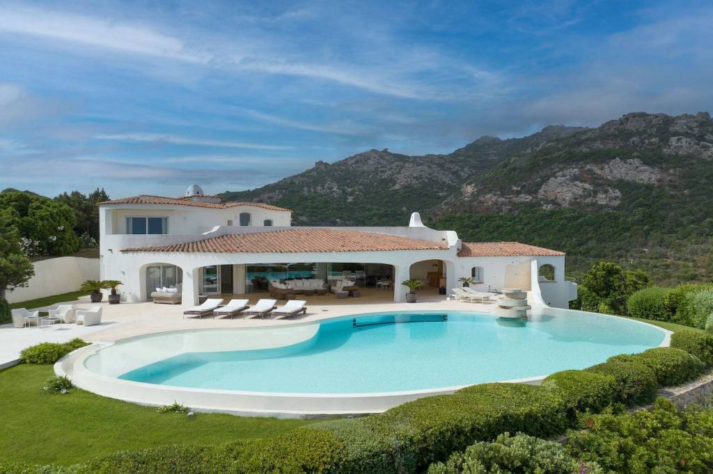 casa indipendente in vendita ad Arzachena in zona Porto Cervo