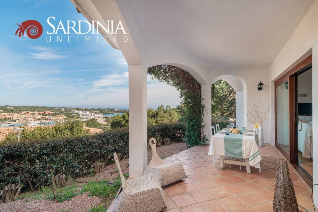 appartamento in vendita ad Arzachena in zona Porto Cervo