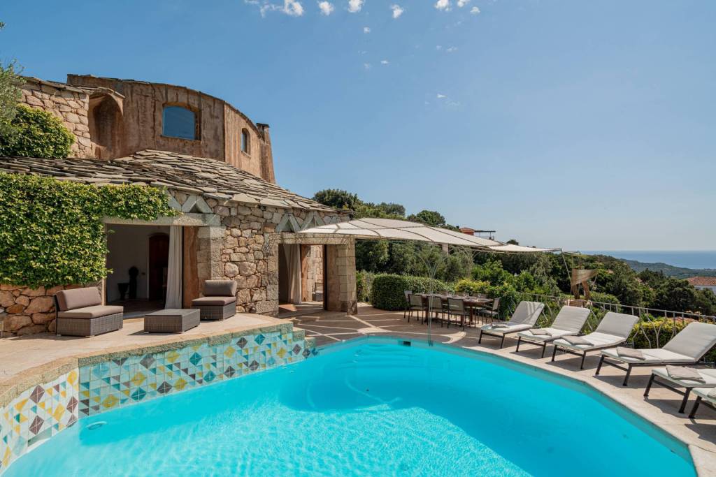 casa indipendente in vendita ad Arzachena
