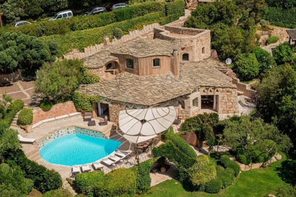 casa indipendente in vendita ad Arzachena