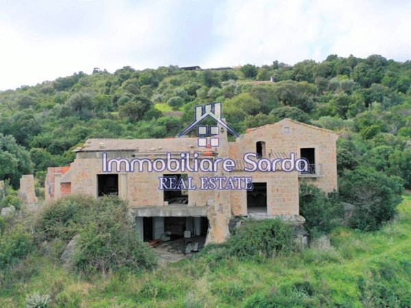 casa indipendente in vendita ad Arzachena