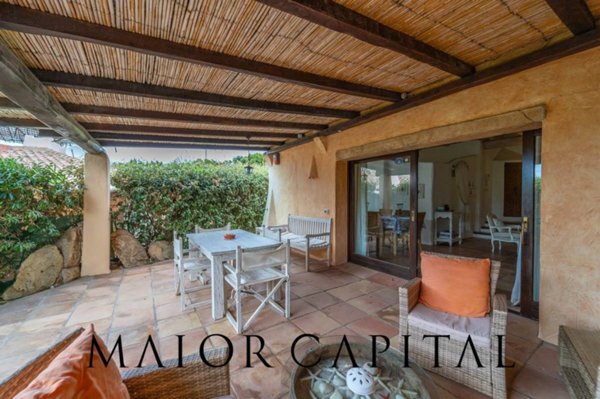 casa indipendente in vendita ad Arzachena in zona Porto Cervo