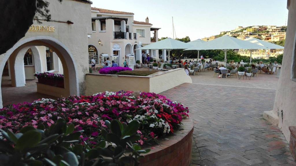 casa indipendente in vendita ad Arzachena in zona Porto Cervo