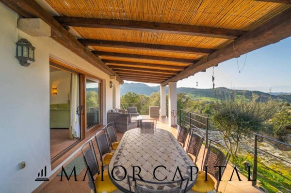 casa indipendente in vendita ad Arzachena in zona Porto Cervo