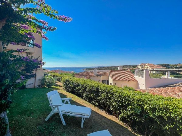 appartamento in vendita ad Arzachena in zona Porto Cervo