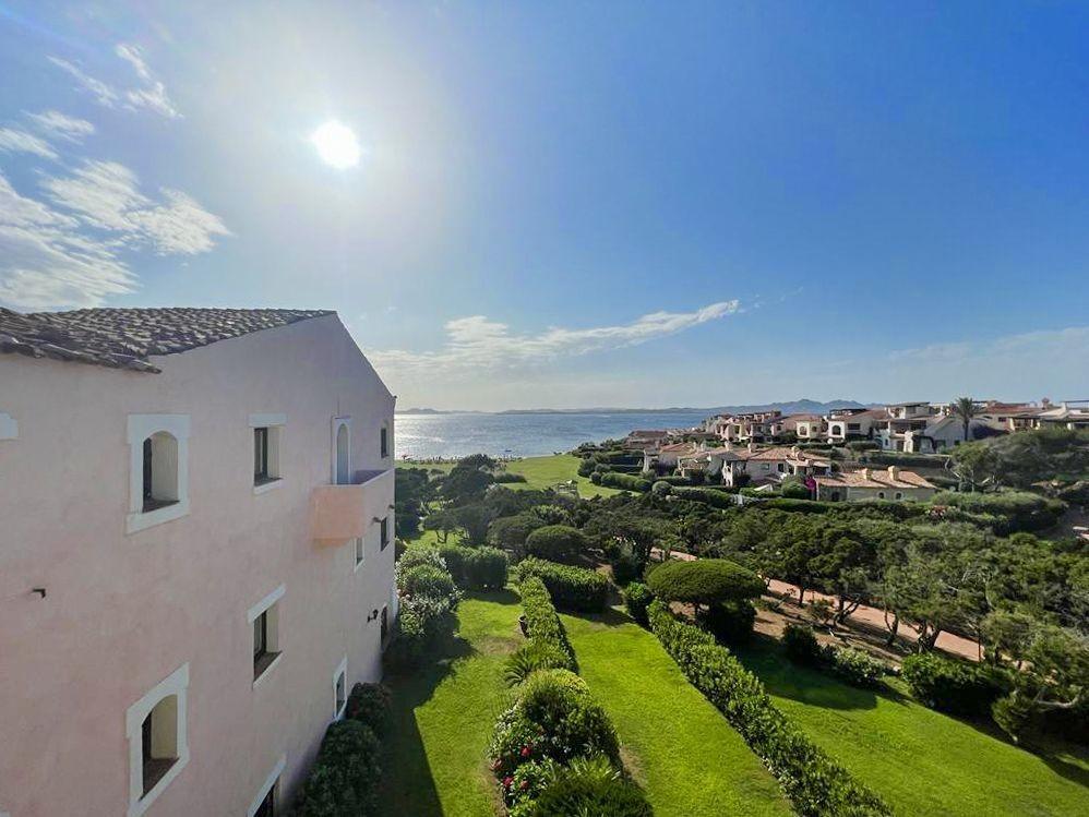 appartamento in vendita ad Arzachena in zona Porto Cervo
