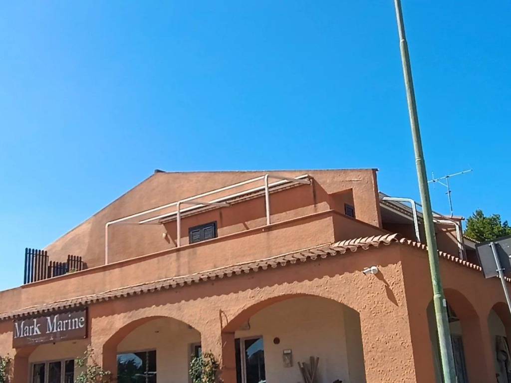 appartamento in vendita ad Arzachena