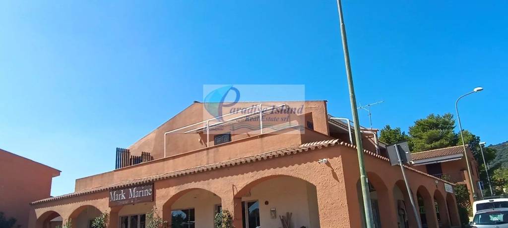 appartamento in vendita ad Arzachena