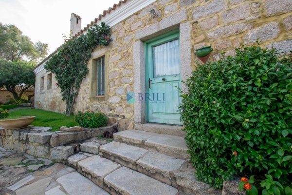 casa indipendente in vendita ad Arzachena