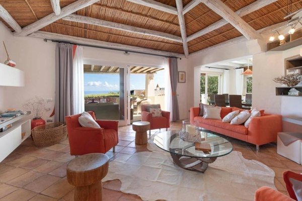 casa indipendente in vendita ad Arzachena in zona Porto Cervo