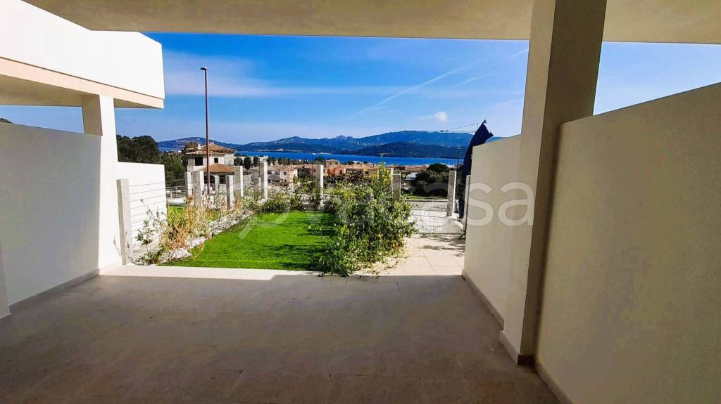 appartamento in vendita ad Arzachena