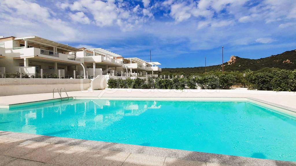 appartamento in vendita ad Arzachena