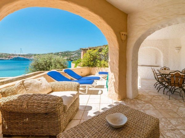 appartamento in vendita ad Arzachena in zona Porto Cervo