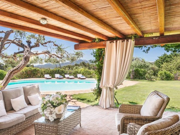 casa indipendente in vendita ad Arzachena in zona Porto Cervo