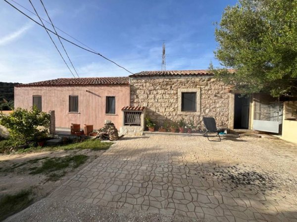 casa indipendente in vendita ad Arzachena in zona Porto Cervo