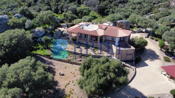 casa indipendente in vendita ad Arzachena