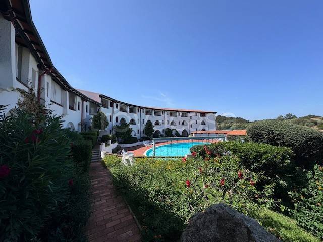 appartamento in vendita ad Arzachena in zona Baja Sardinia