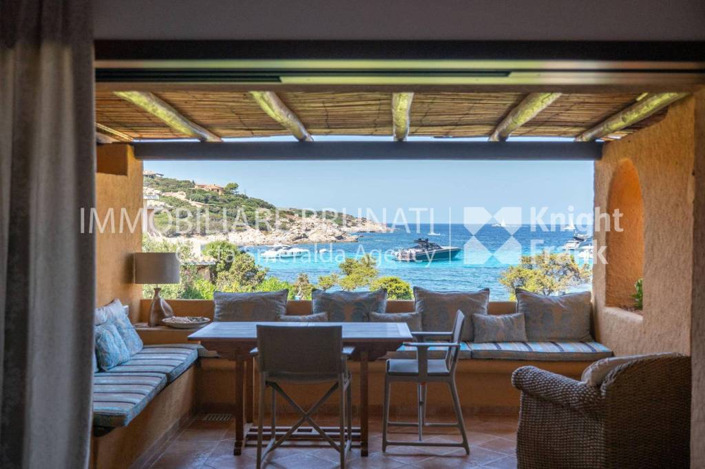 appartamento in vendita ad Arzachena