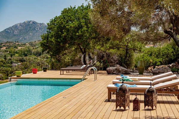 casa indipendente in vendita ad Arzachena