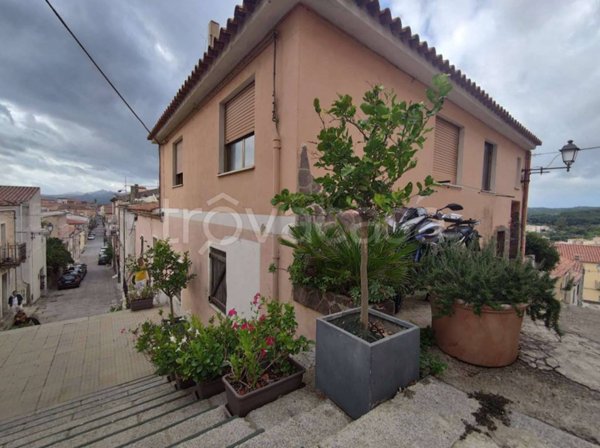 casa indipendente in vendita ad Arzachena