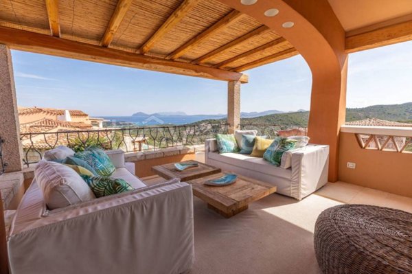 casa indipendente in vendita ad Arzachena