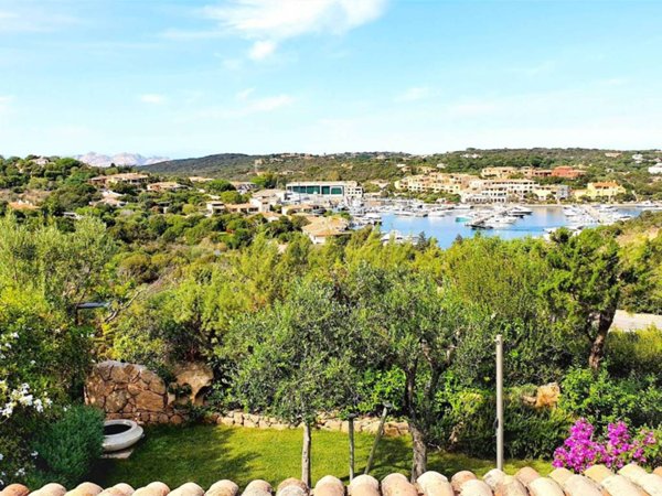 casa indipendente in vendita ad Arzachena in zona Porto Cervo